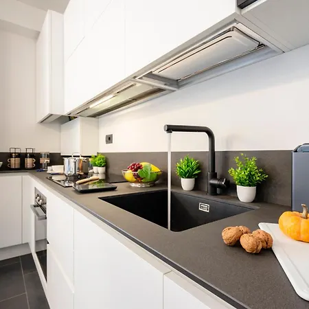 Charming Flat - Happy