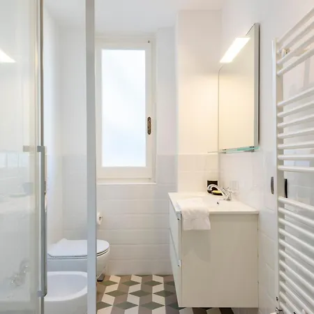 Apartment Charming Flat - Happy