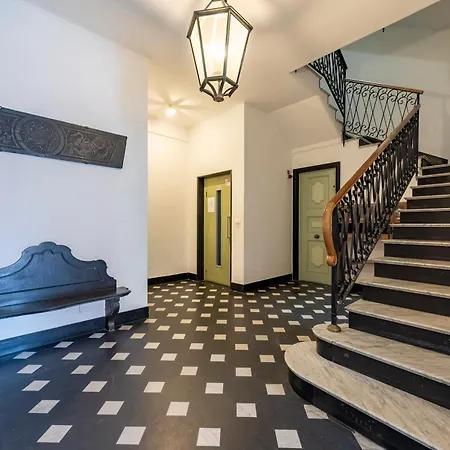 Charming Flat - Happy